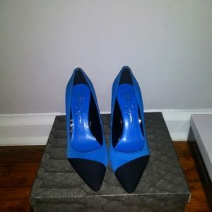 Jessica Simpson high heels